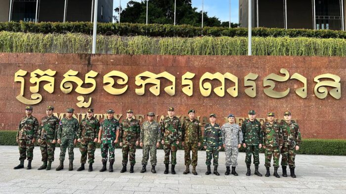 ក្រុមអ្នកសង្កេតការណ៍អន្តរកាល(IOT) ៧ ប្រទេស ចុះសង្កេតការណ៍ស្ថានភាពព្រំដែនកម្ពុជា–ថៃ រយៈពេល ៣ ថ្ងៃ